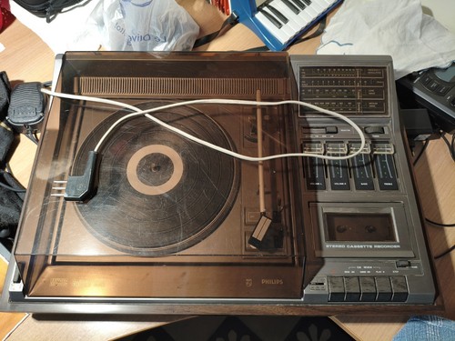 Philips music center 990 - music,